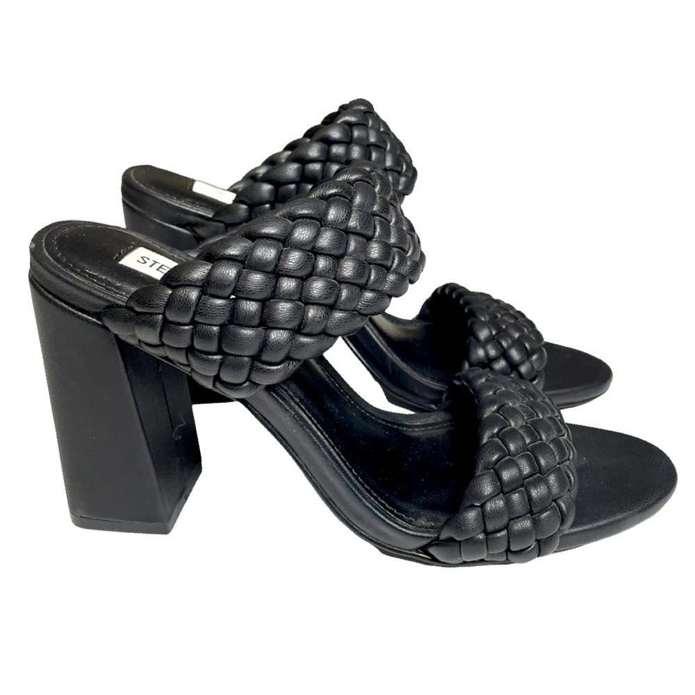 Steve Madden Black Twisted Chunky Heel Sandal Size 7M